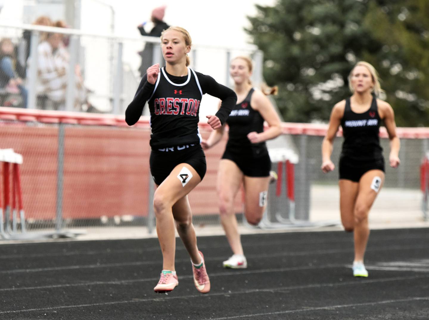 Creston freshman Cora Smith won the 400m dash.