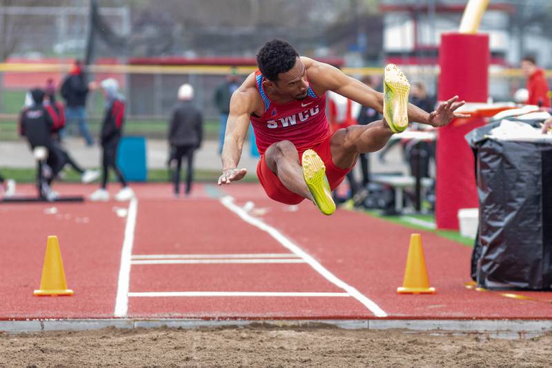 School record long jump one of many successes for SWCC track Creston News
