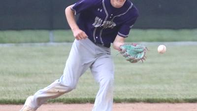 BASEBALL: Despite early leads in games, Wolverines look to get back in win column
