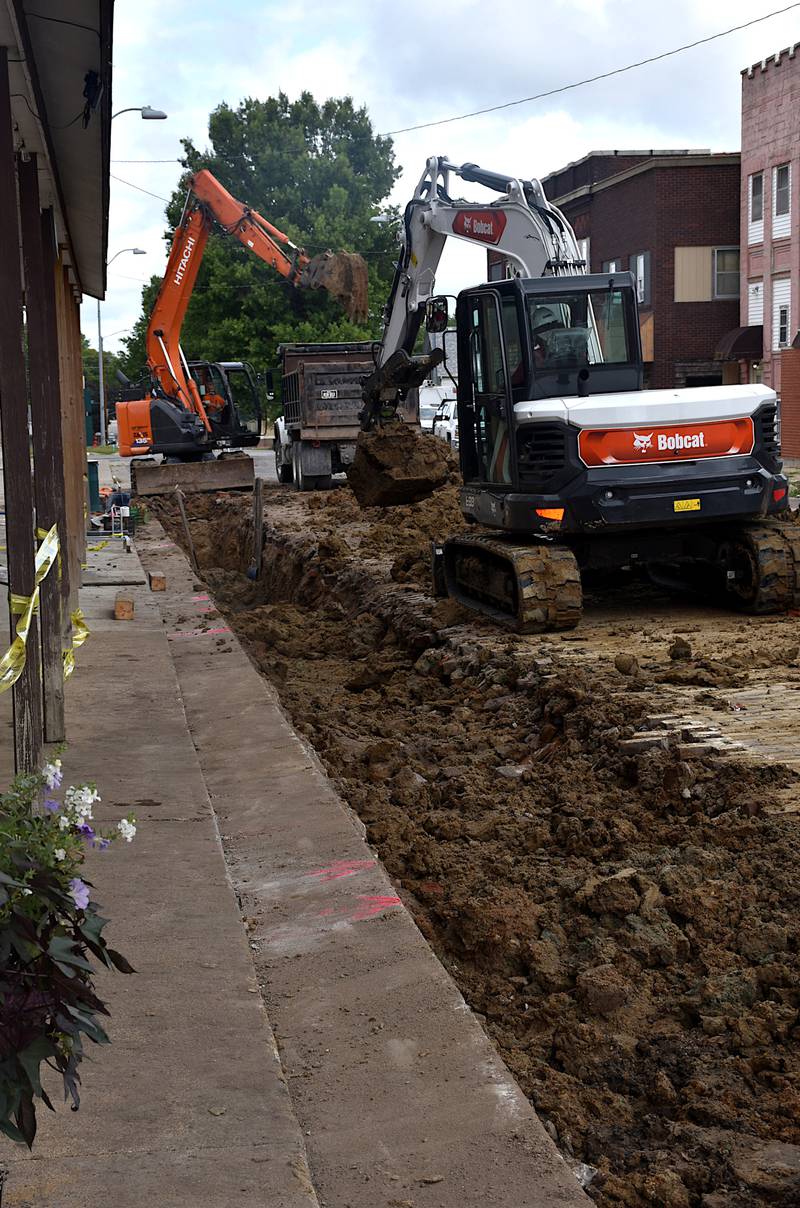 Work continues on upgrades to the water infrastructure in the 100, 200 and 300 blocks of North Maple Street.