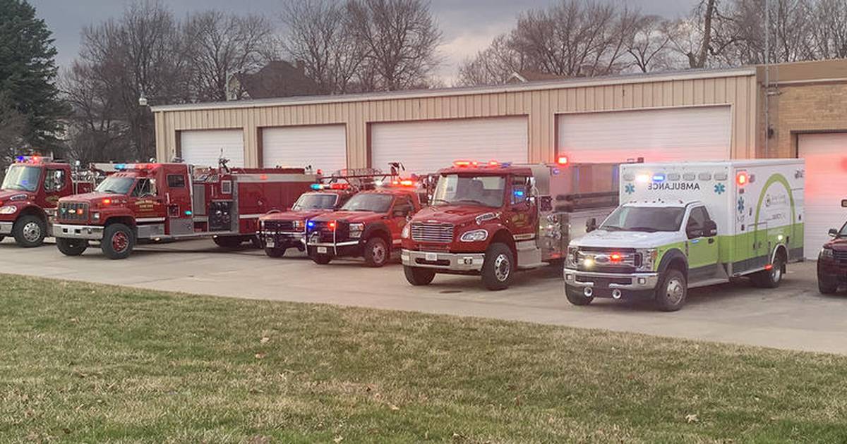 Fire departments turn on light for solidarity, hope Creston News