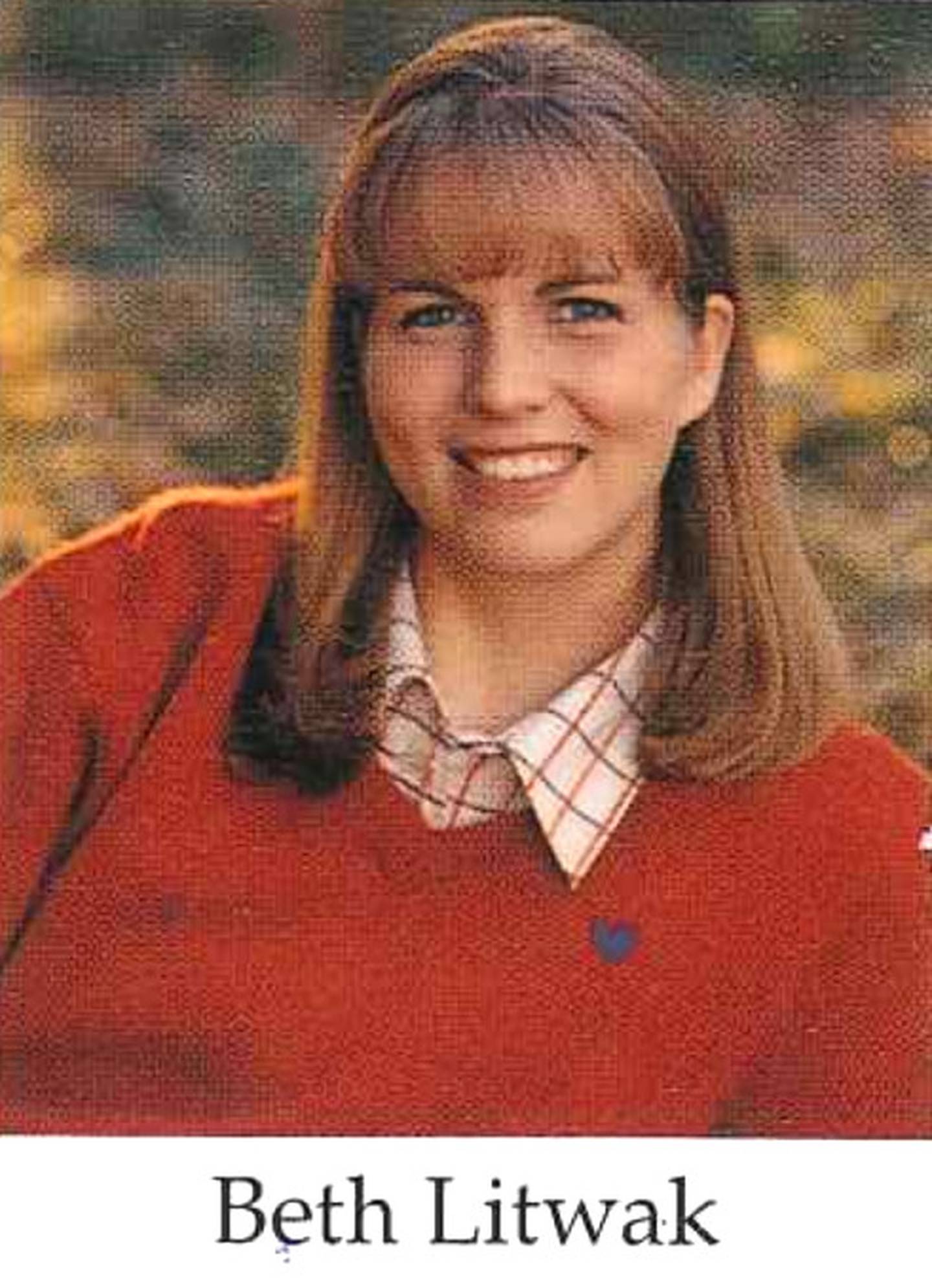 1998 CHS graduate Beth Litwak's senior photo.