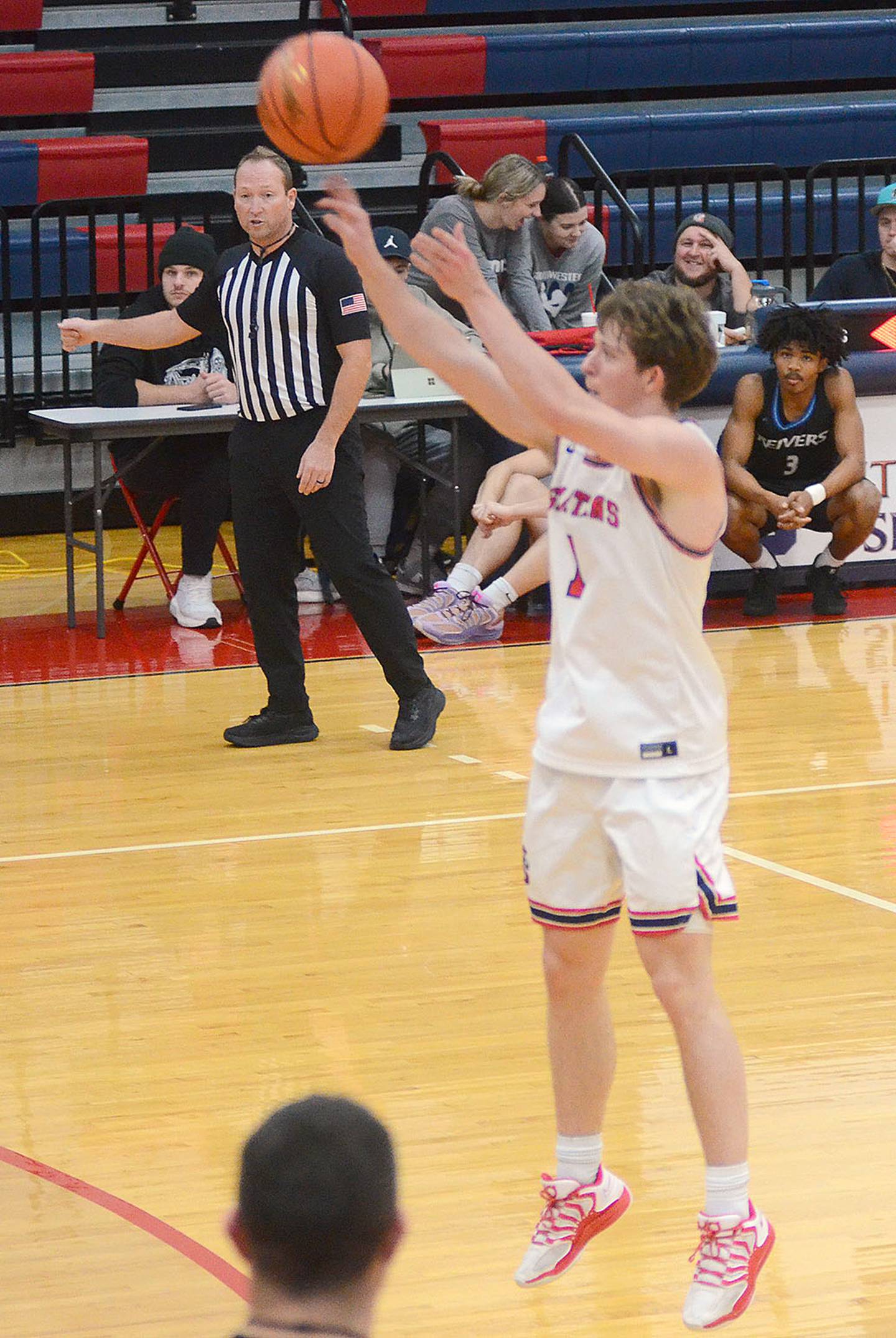 Southwestern point guard Theo Alexandersson Ohnell shoots a 3-pointer against Iowa Western. Ohnell, from Sweden, is the lone returnee from last year's Spartan squad.