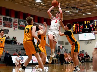 Offense stalls in Creston’s final home game