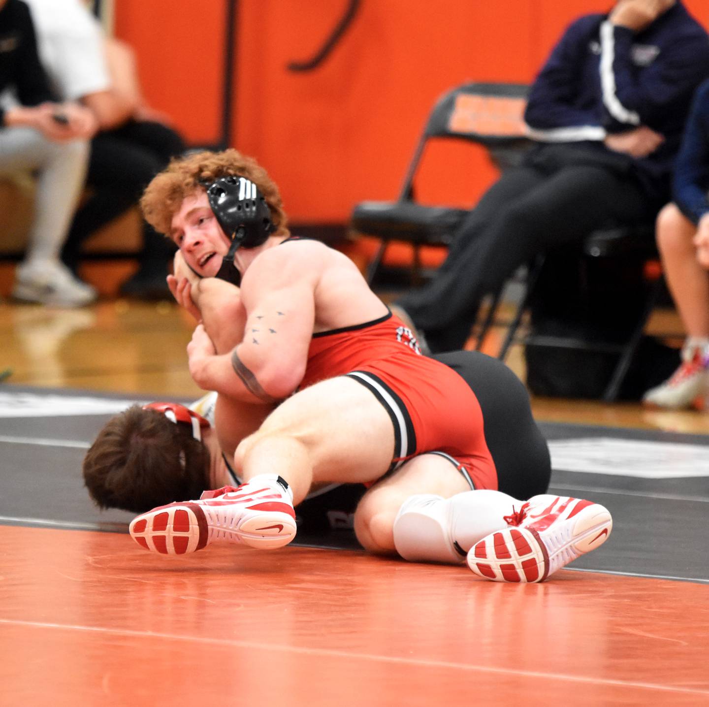 Weston Trapp earns back points against Jaxon Shafer before winning in a 20-4 technical fall. The Panthers lost the dual 39-37.
