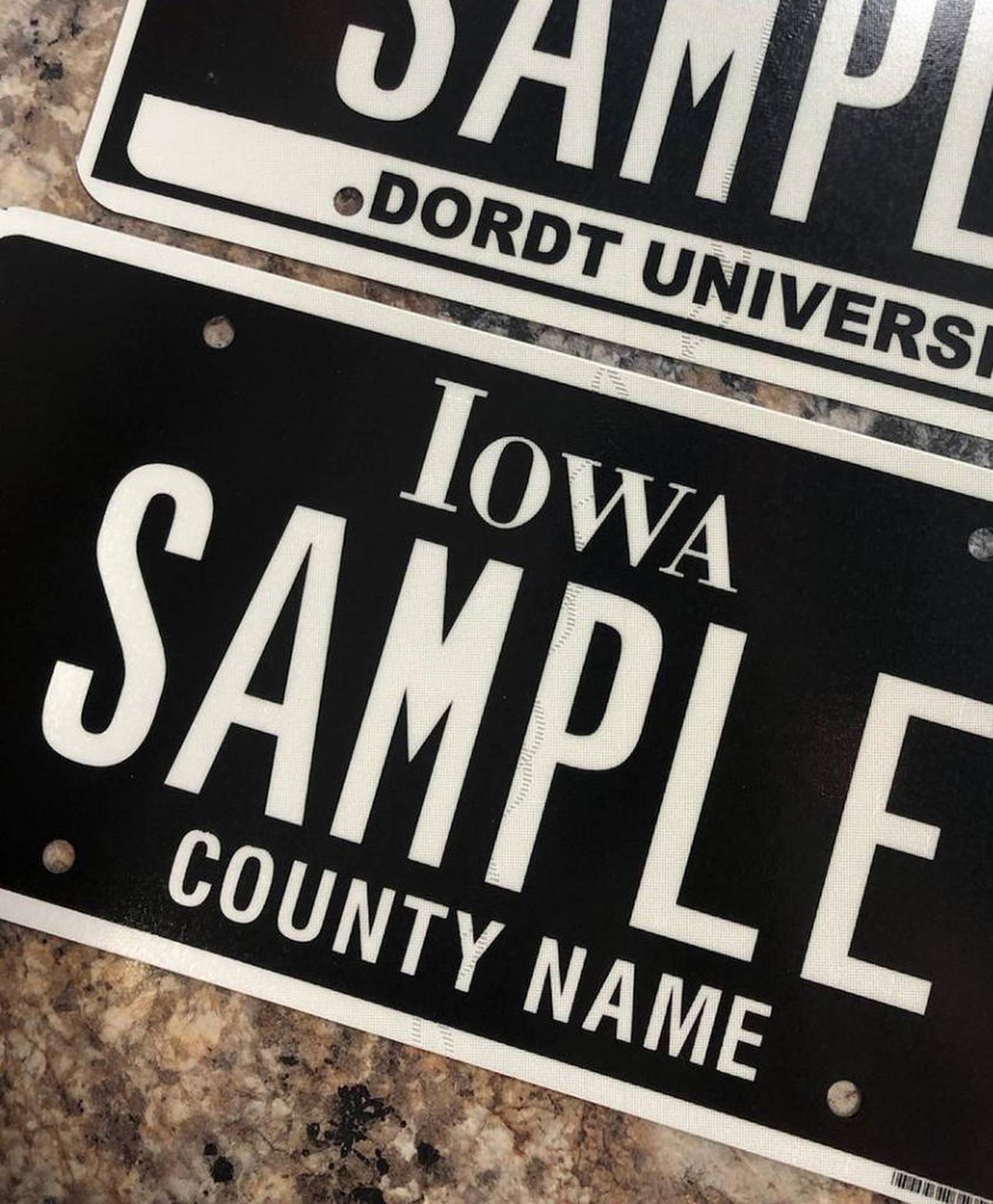 Iowa ‘black out’ plates approved, available Creston News
