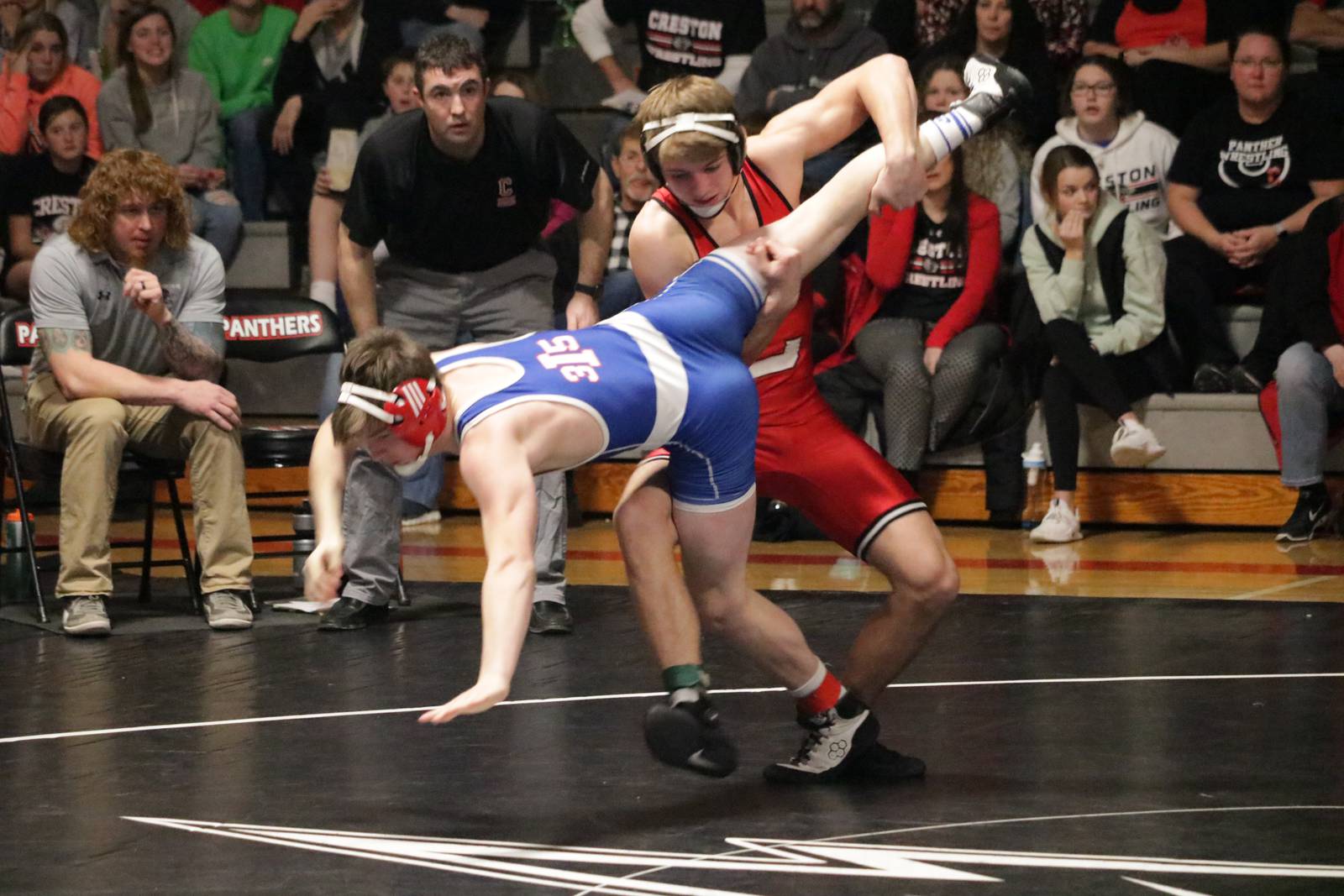 Creston wrestling takes down LoganMagnolia and I35 Creston News