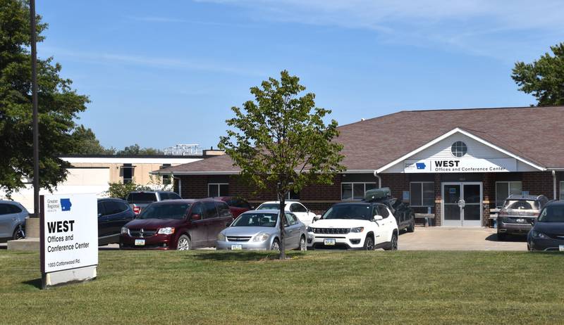 The board of trustees approved a $1.65 million renovation to the Cottonwood Road building purchased by Greater Regional Health last fall.
