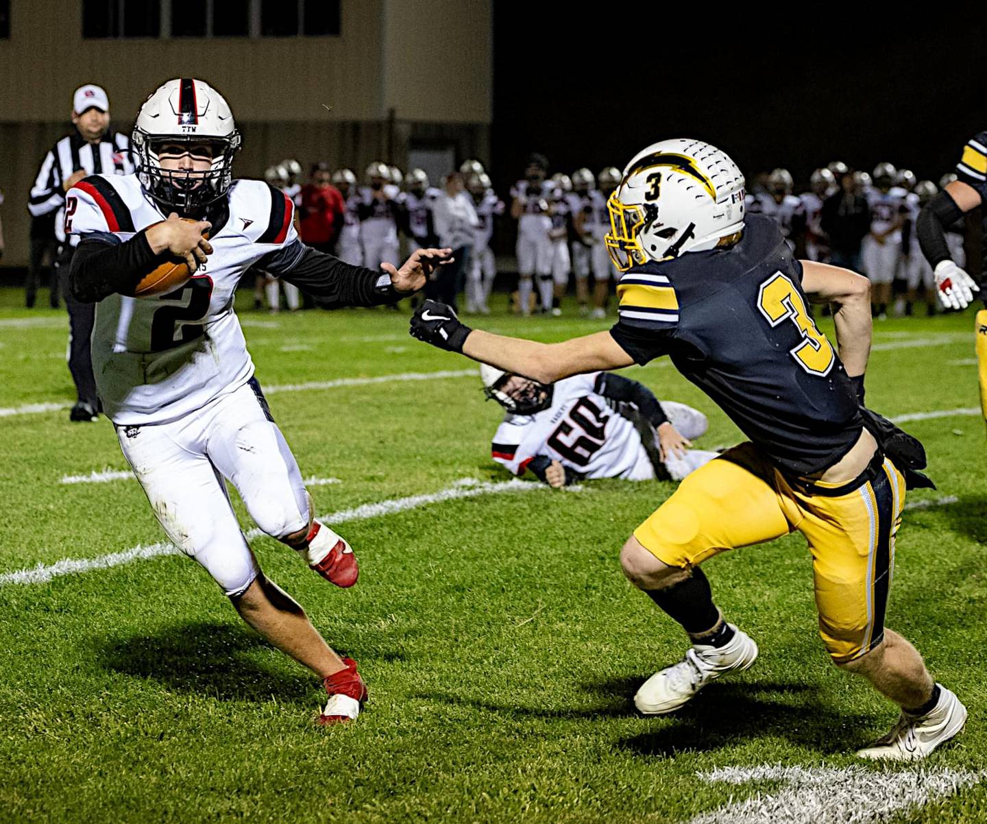 Jathan South, right, keeps close to cousin and Mount Ayr player Jackson Ruggles.