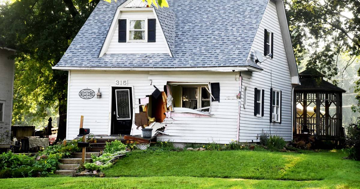 Highspeed crash in Creston kills one, injures another Creston News