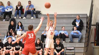 Creston and Harlan split doubleheader