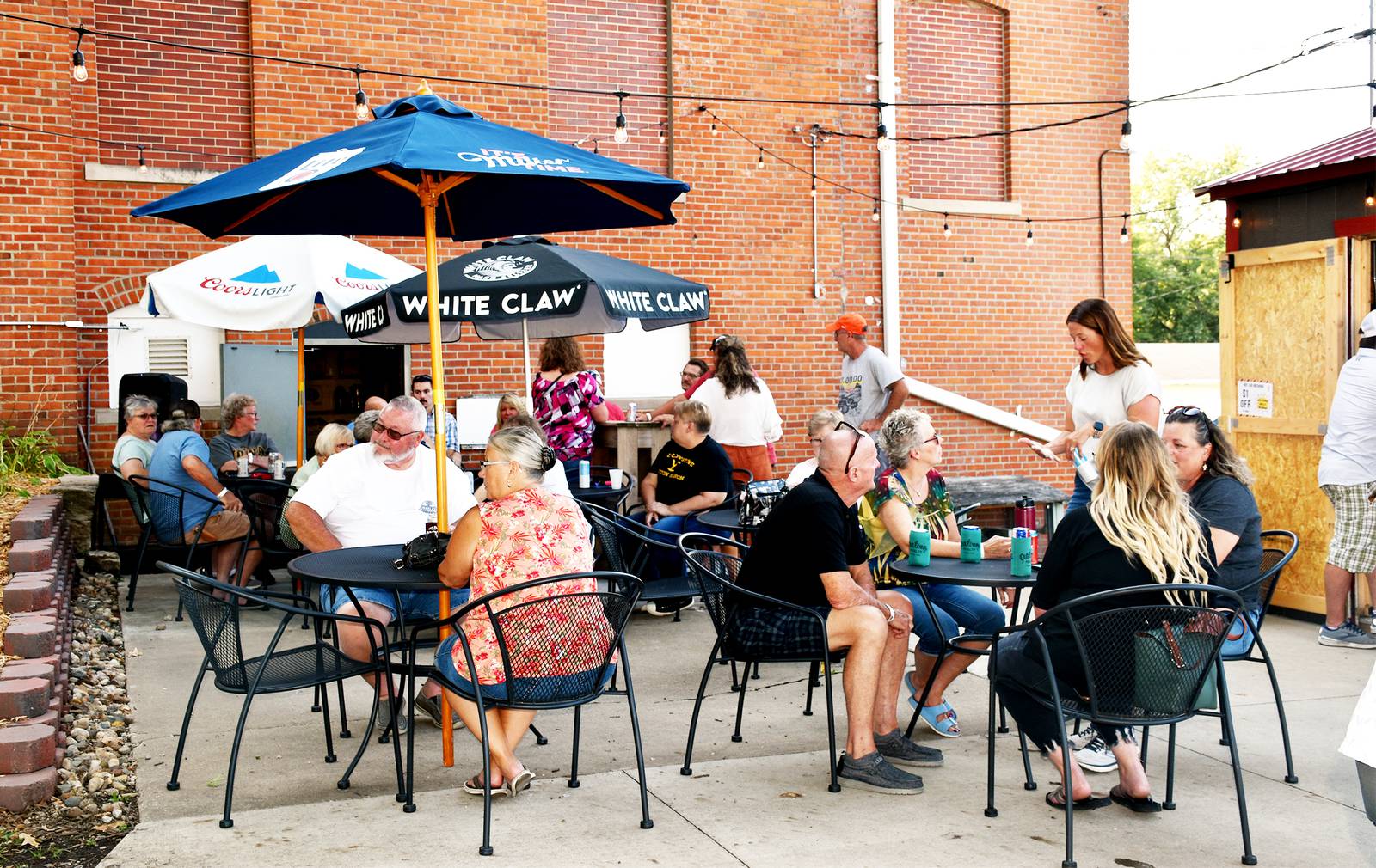 “Fridays After Five” is back Creston News