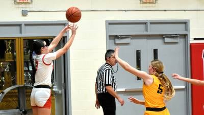 Creston’s late shot topped by Trojans’ buzzer three