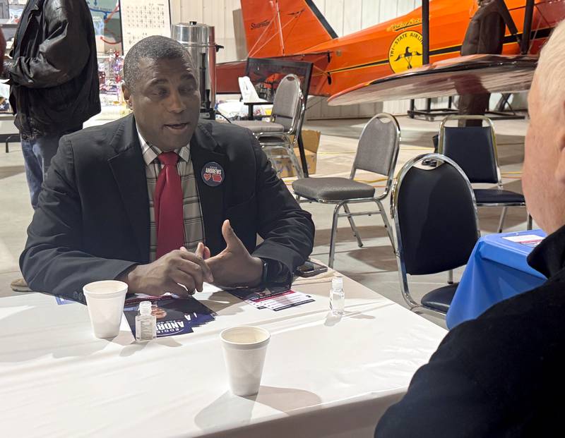 State Representative Eddie Andrews, a Republican from Johnston, talks with folks at the Coffee with Comrades lunch event last week at the Iowa Aviation Museum. Andrews is in the race for the nomination for Iowa Governor.