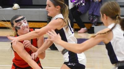 Panthers hold off Wildcats, 37-36
