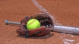 Softball remains undefeated in H10