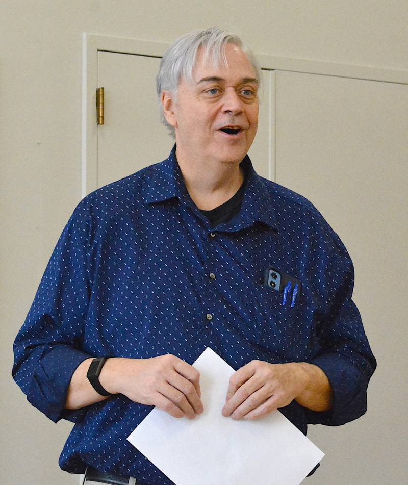 Mayor Doug Daggett speaks during a question and answer session with the public.