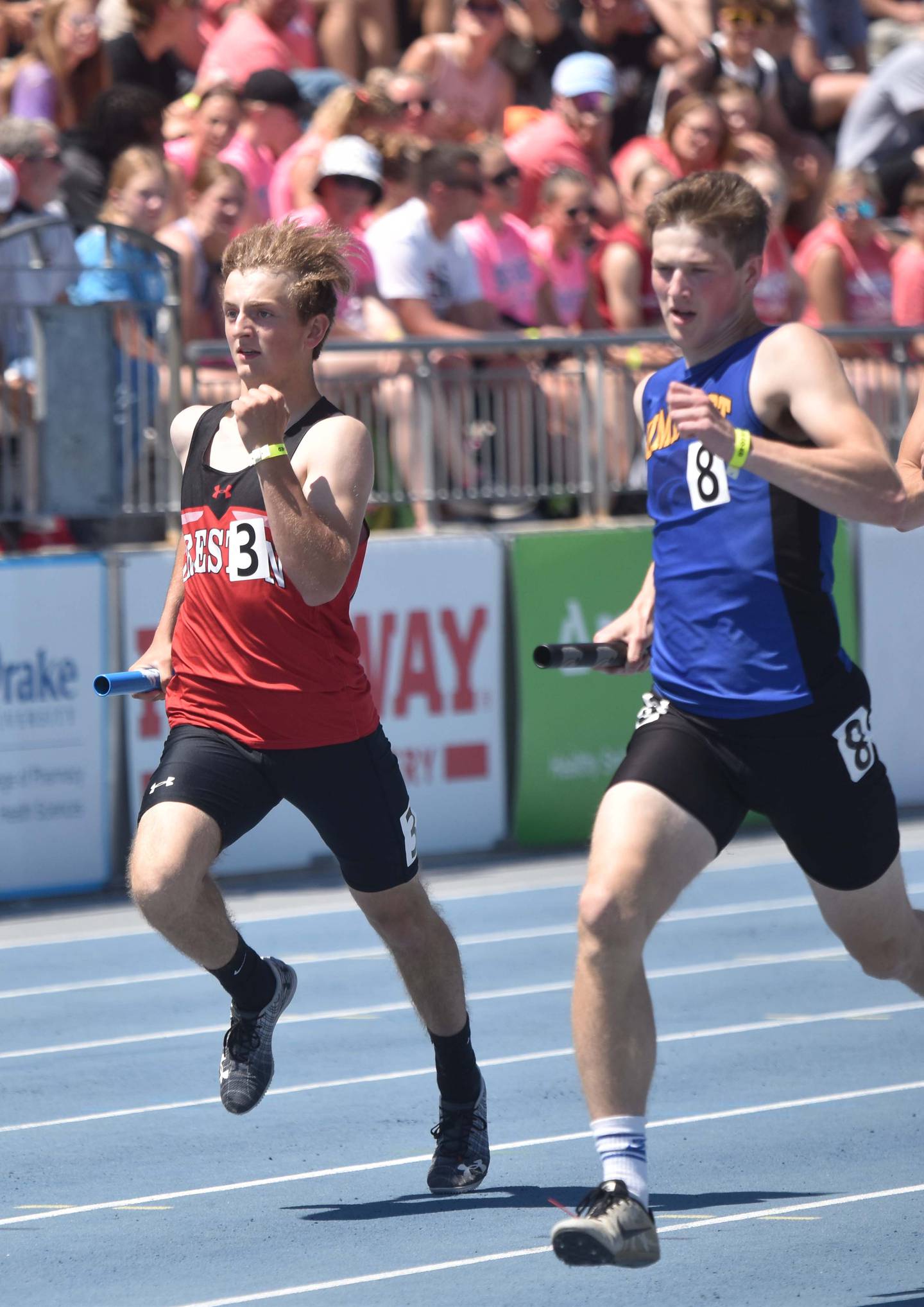 Davin Wallace - 24th place 3A 4x800, 20th place 4x400.