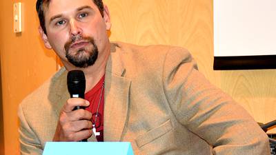 Incoming mayor meets with Rotary