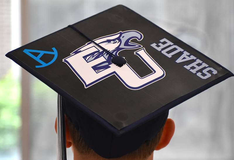 Kayli Shade's graduation cap.