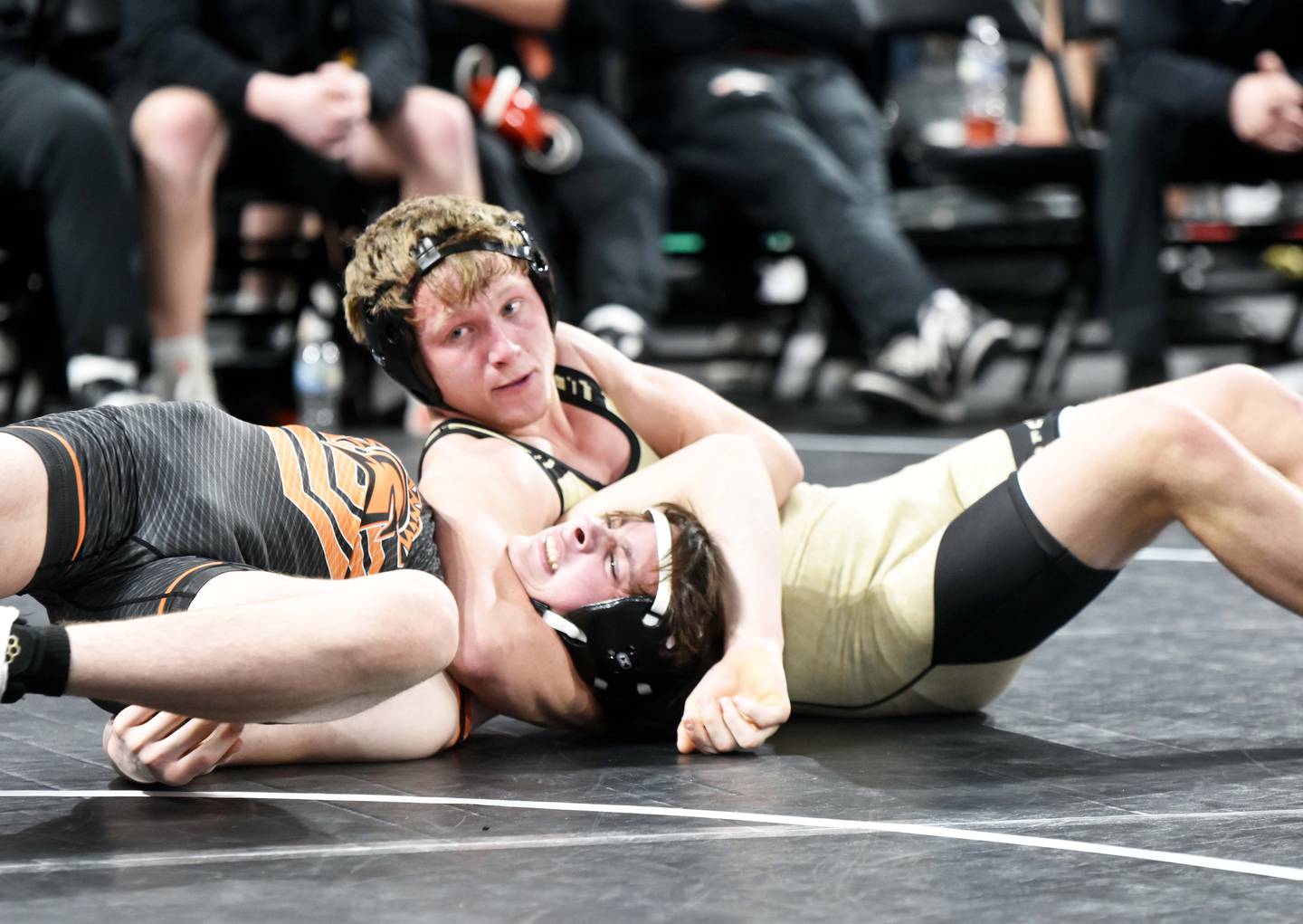 Austin Evans pins Elijah Johnson in the finals.