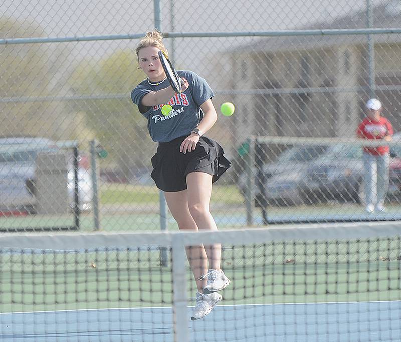 Ava Adamson plays tennis at the Southwestern Community College tennis courts during the spring 2025 season. The Creston Community School District is working to bring new courts to the high school campus.