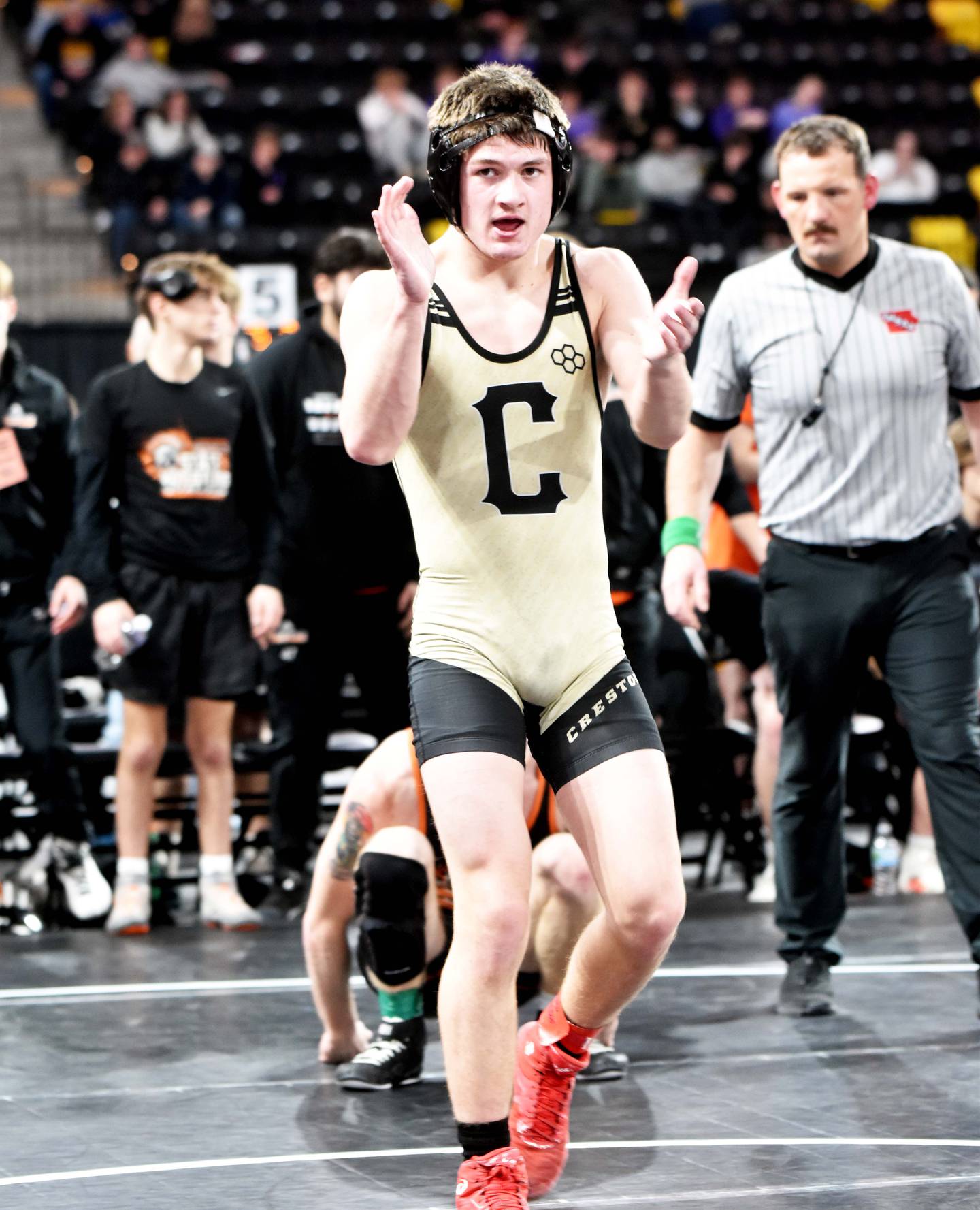 Brandon Briley celebrates after defeating Dalton VanWyhe in the finals.