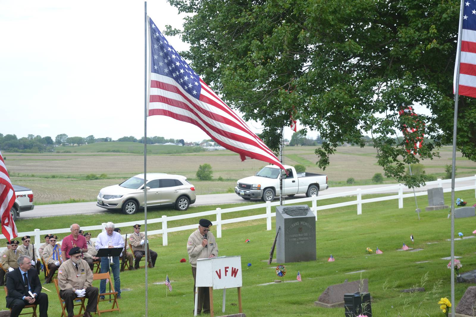 Fallen soldiers honored at Graceland Cemetery Creston News