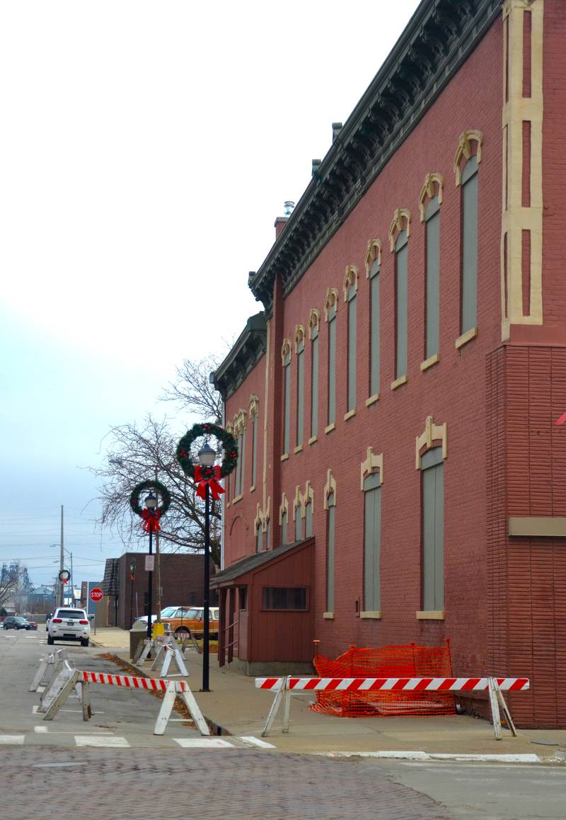 Sidewalk and parking spaces from 108 to 110 W. Montgomery St. will continue to be closed until the north wall of Coen's Home Furnishing is shored.