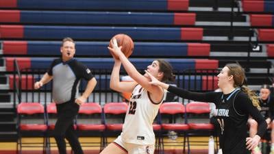 Spartan men with momentum, women battle through conference stretch