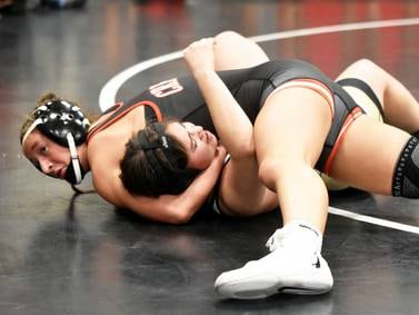 Perfect at home: Panther girls go 2-0 in triangular