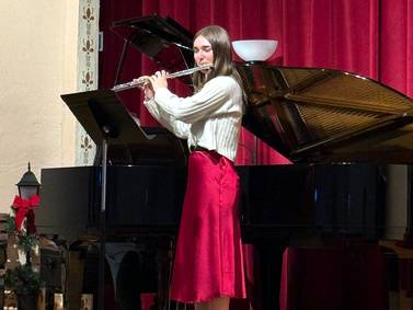 Kilborn’s talents shine at hospital auxiliary holiday luncheon