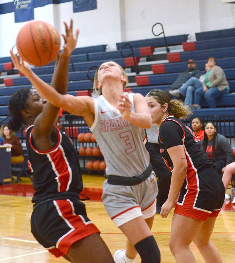 Southwestern guard Cassidy Nelson of Lenox drives to the basket against Southeastern. Nelson scored a game-high 26 points in the 54-49 win.