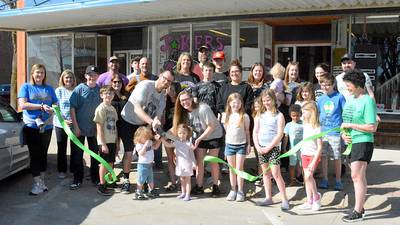 Jokers Fitness Factory cuts ribbon in new location