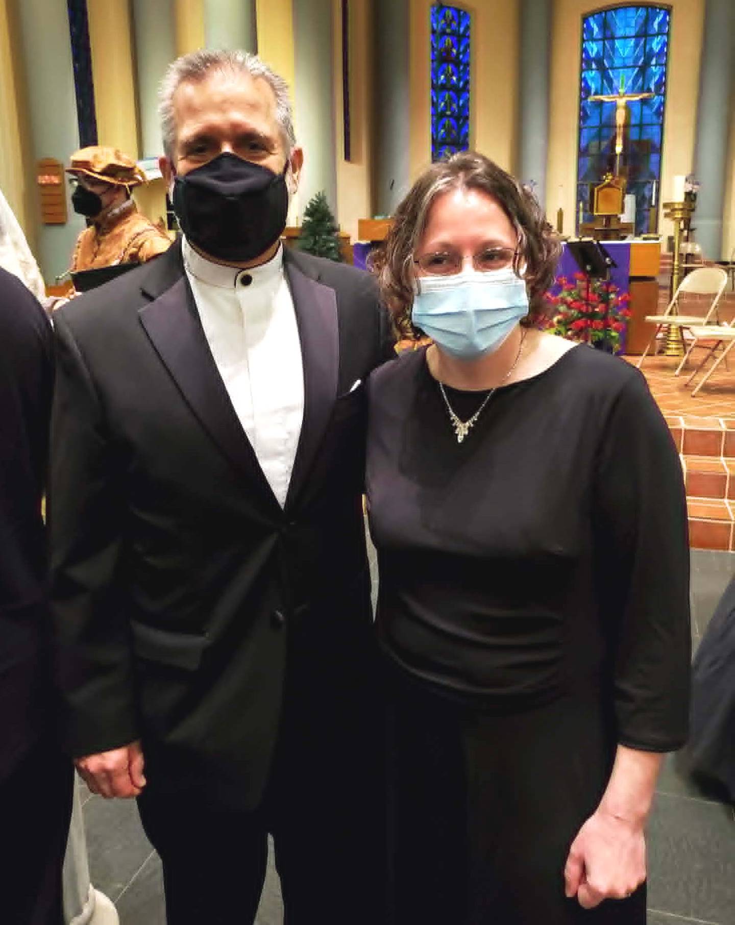 Oxley and her college choir director Dr. Ferguson following the Illinois Wesleyan University's 2021 Christmas Choral Concert.
