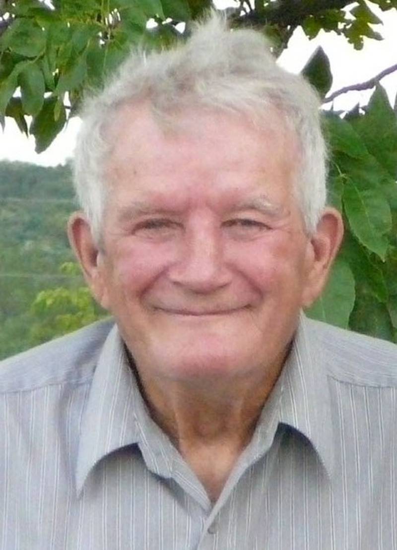 Gerald “Jake” Ford, 87, of Orient, died Tuesday, Oct. 21, 2025, at the Community Care Center in Stuart.