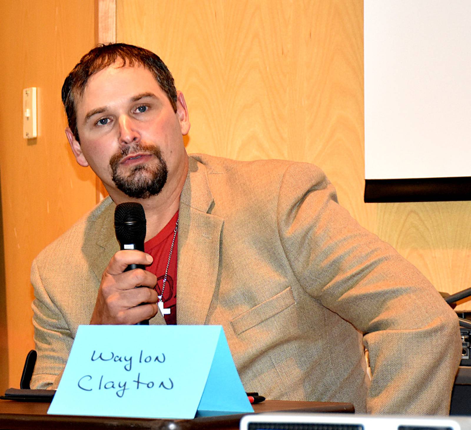 Incoming mayor meets with Rotary Creston News