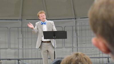 East Union graduate returns to conduct