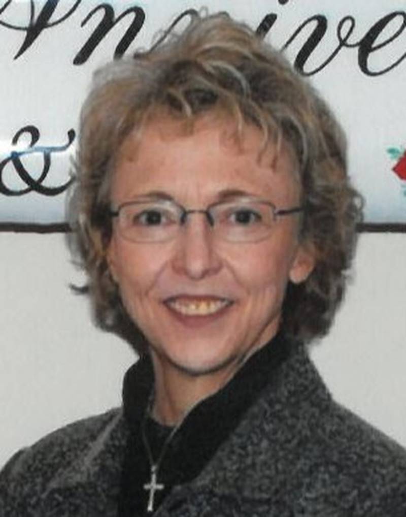Susan M. Pendegraft, 71, of Des Moines, died at her home Sunday, March 9, 2025, with her husband Mike, at her side.