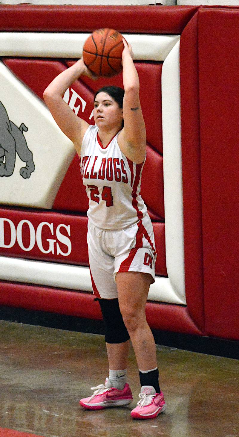 O-M senior Kinsey Eslinger looks to in-bound the ball against the Murray defense in a regional game at Orient last Thursday, Feb. 8.