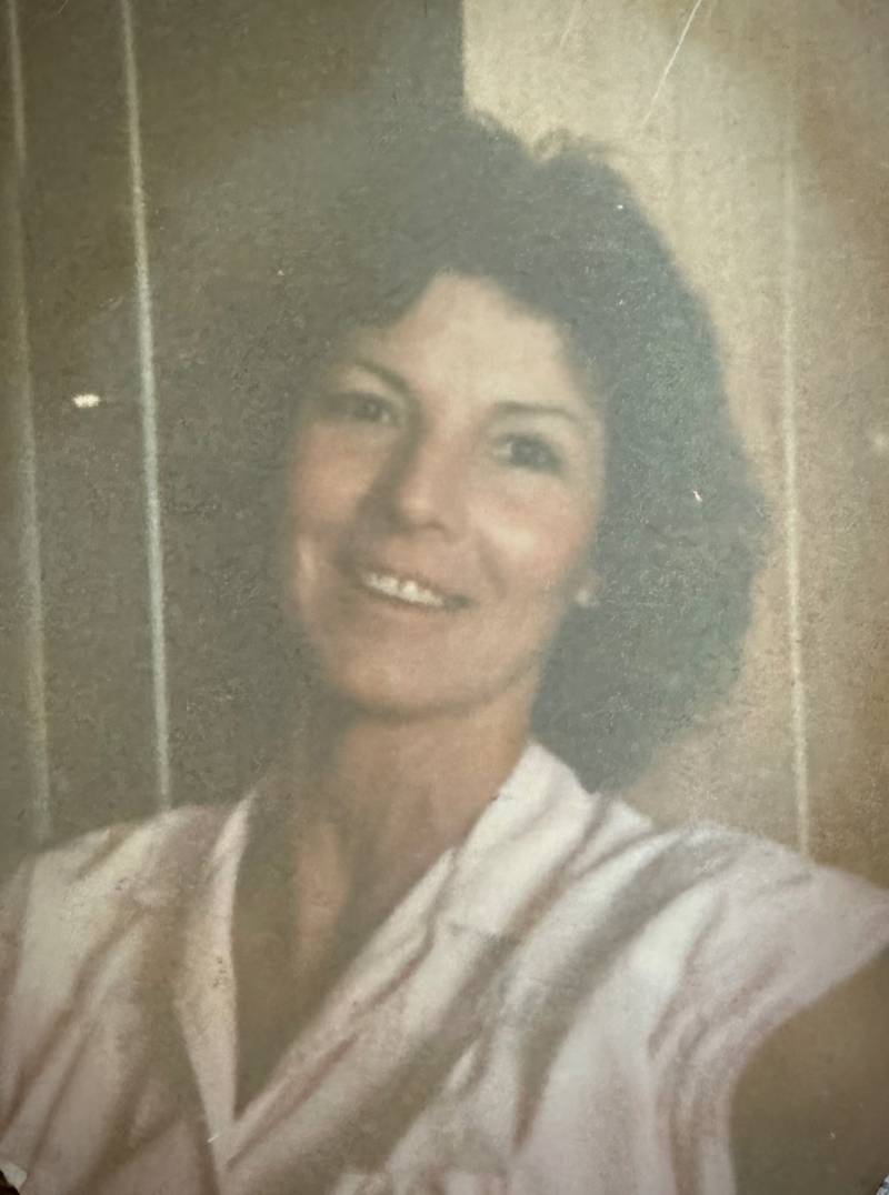 Janet Loos, 81, of Lamoni, died Tuesday, Aug. 5, 2025, in Lamoni.