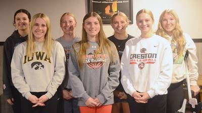 Departing seniors lifted Panther volleyball