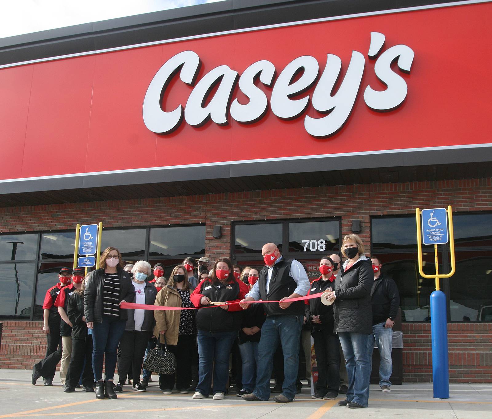 Casey’s opens new store in Stuart Creston News