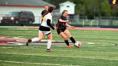 Girls soccer wins 3 in a row