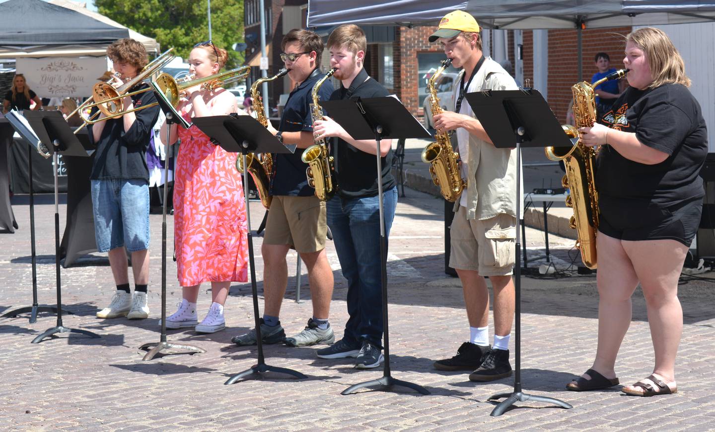Creston students perform at Market on Maple in May.