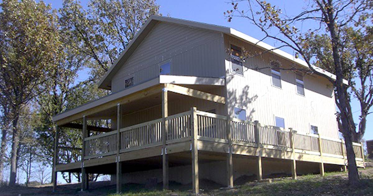 County reviews sites for new cabins Creston News