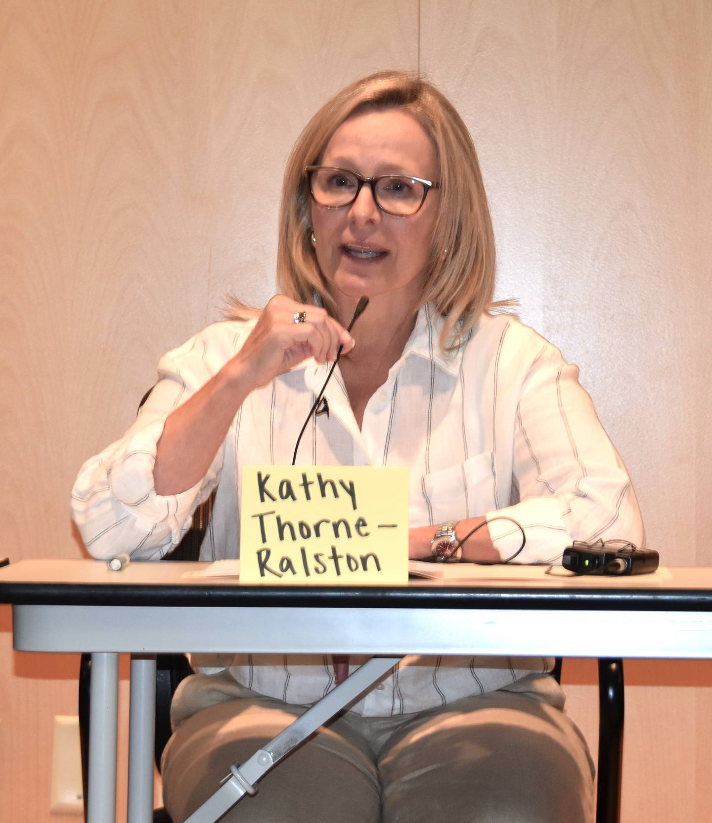 Candidate Kathy Thorne Ralston speaks at the candidate forum.