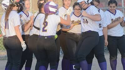 Mustangs win 39th Murray Softball Tournament