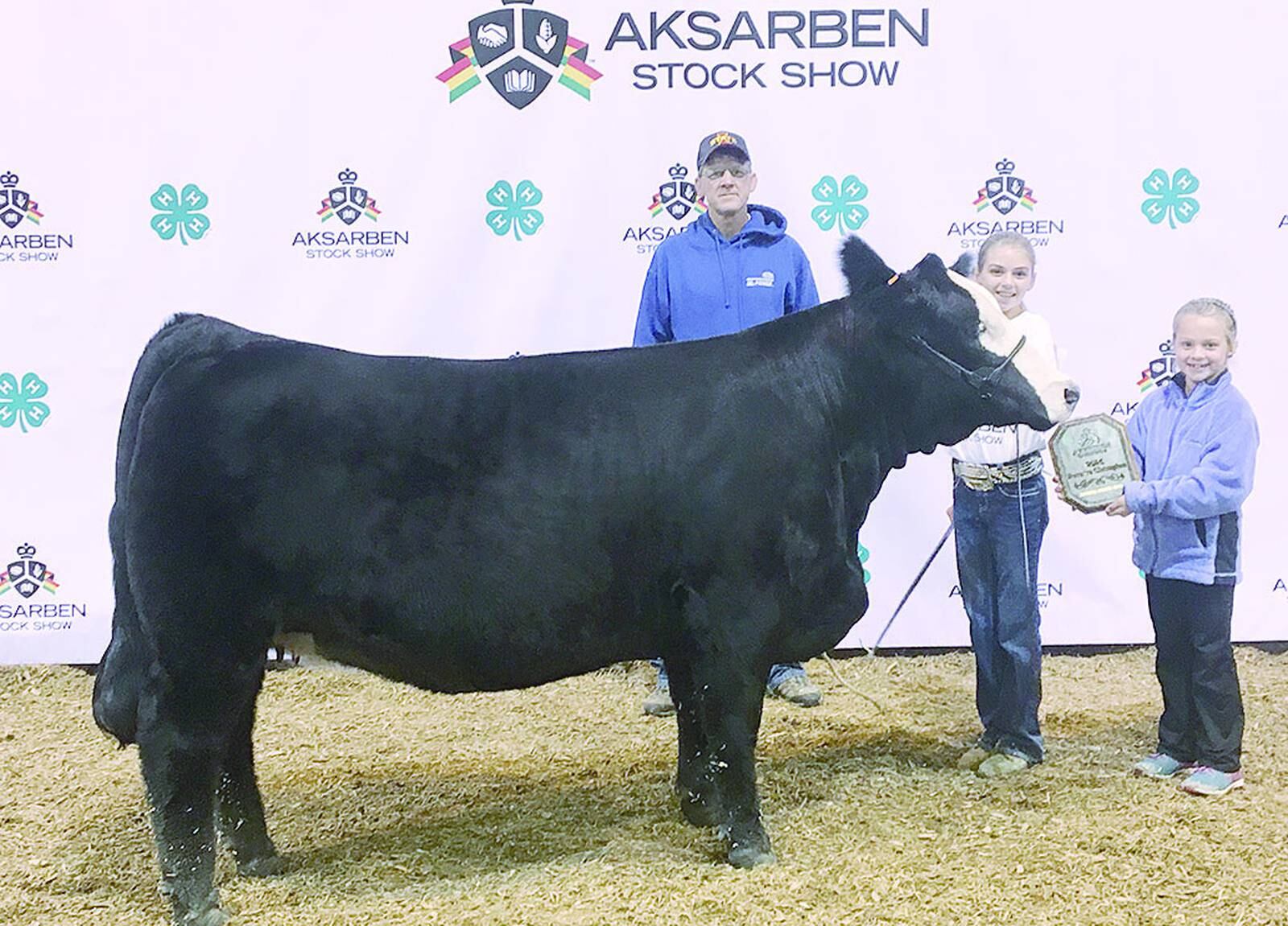 Union County 4H’ers compete at AKSARBEN stock show Creston News