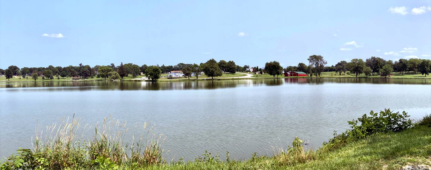 McKinley Lake shoreline in 2021.